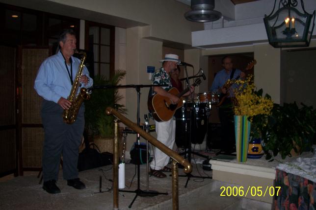 John Baxter Trio - Jazz Favorites and so much more...      John Baxter is a long-time resident of the Florida Keys. He is an accomplished saxophonist and flutist. He and his band members have played at various types of functions. These include Weddings (Ceremonies, Cocktail Hours, and Receptions), Corporate Events,